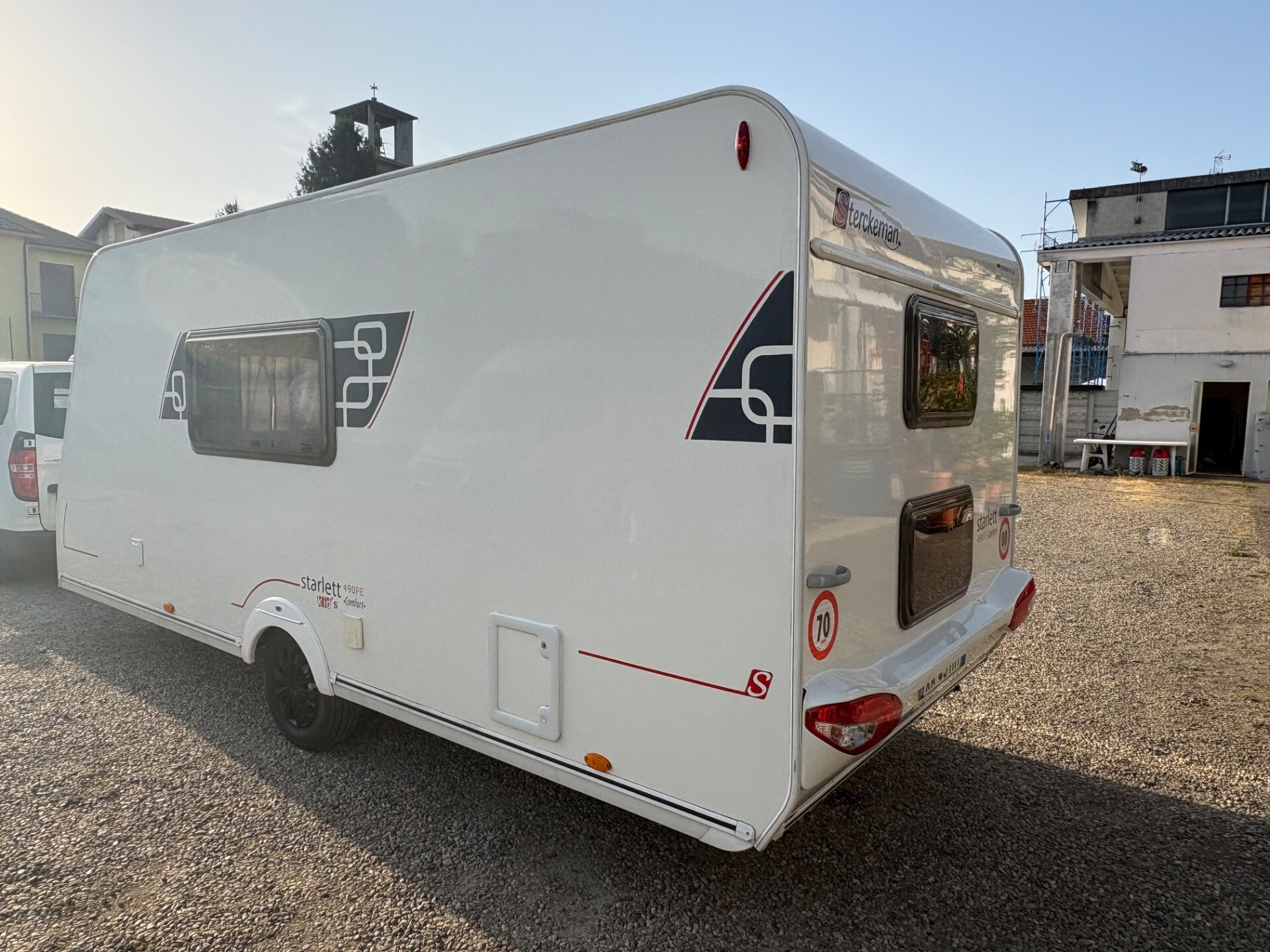 Sterckeman Caravan Starlett 490-posti 6-Fiamma f45
