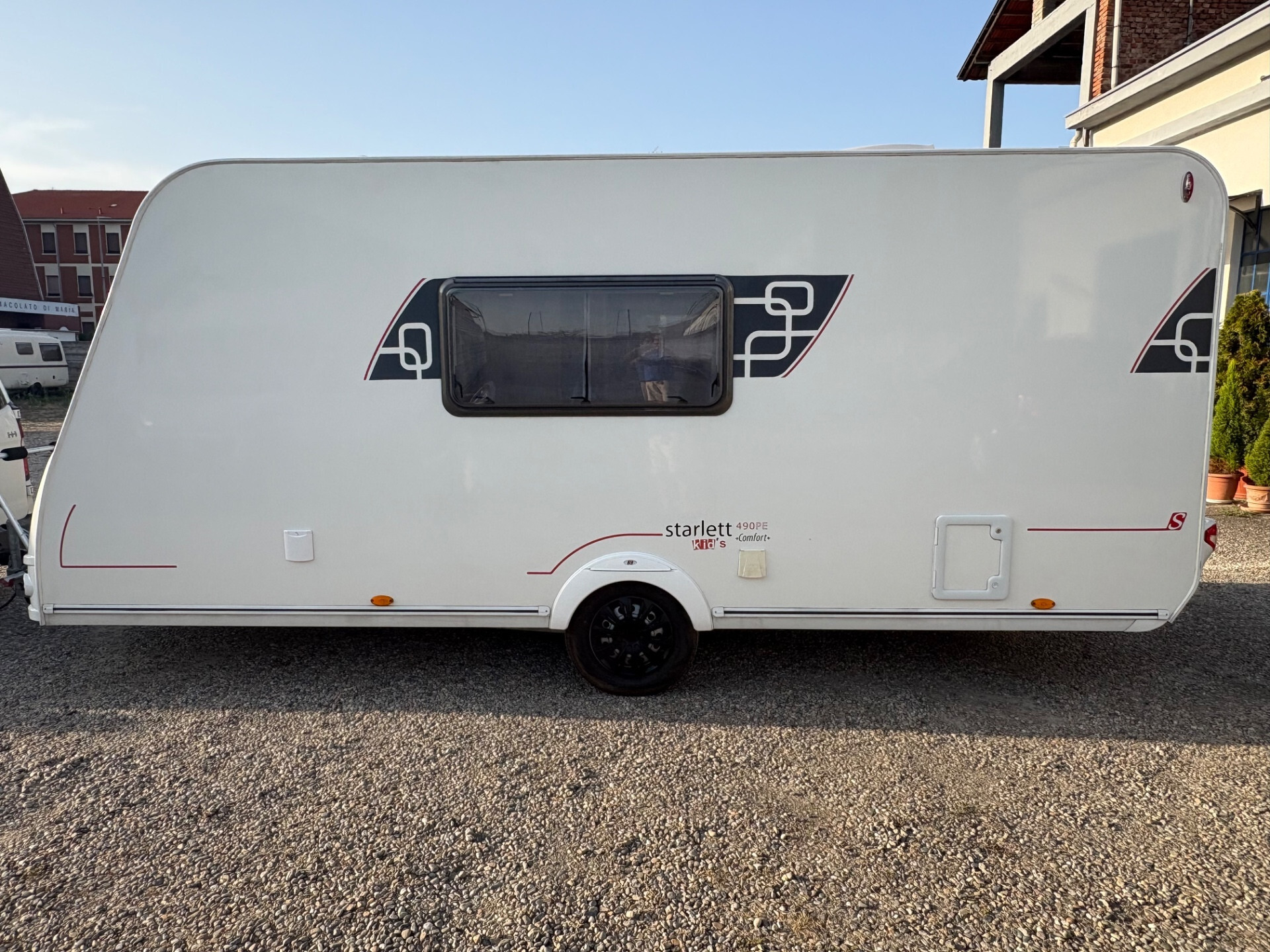 Sterckeman Caravan Starlett 490-posti 6-Fiamma f45