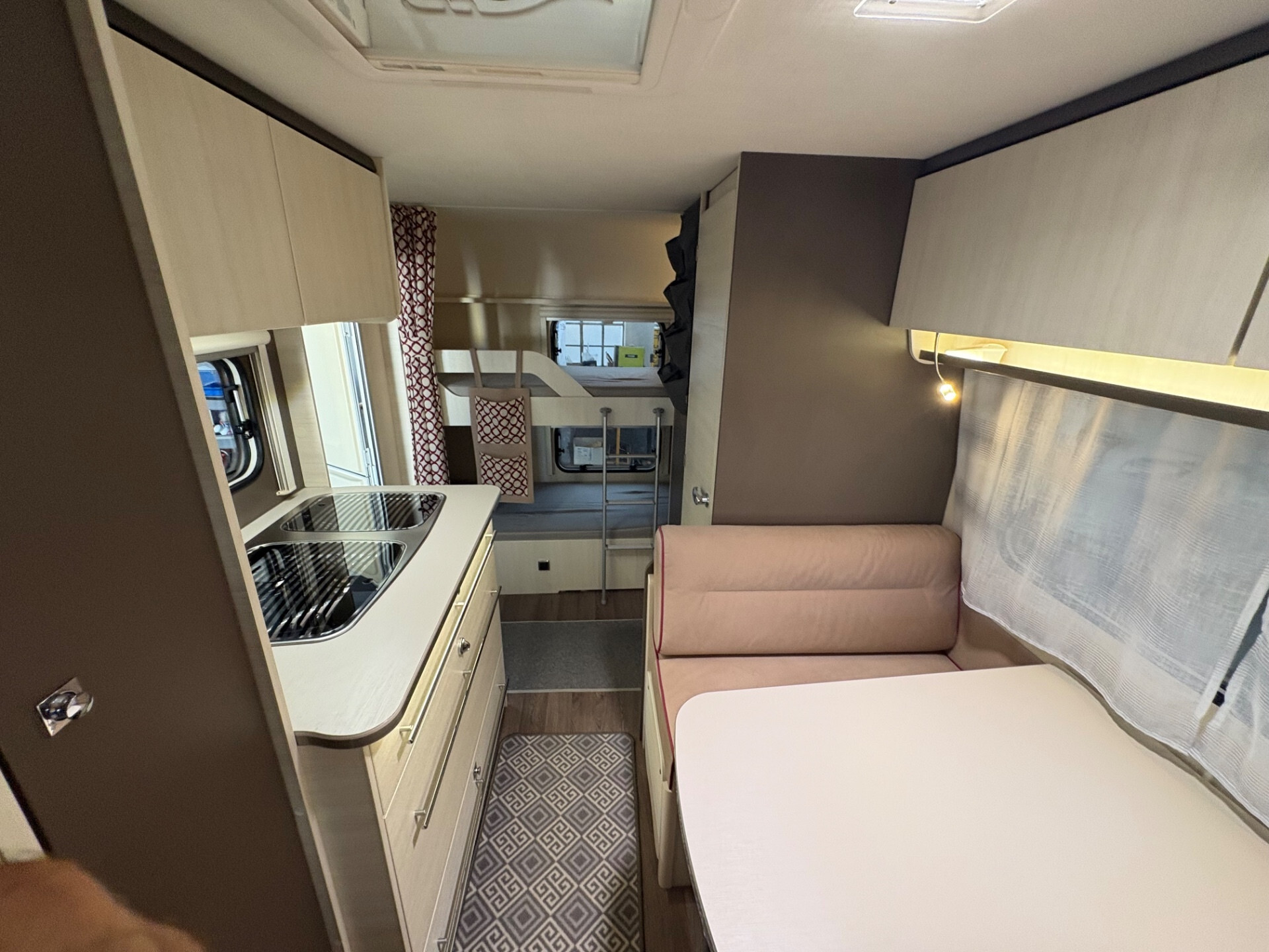 Sterckeman Caravan Starlett 490-posti 6-Fiamma f45