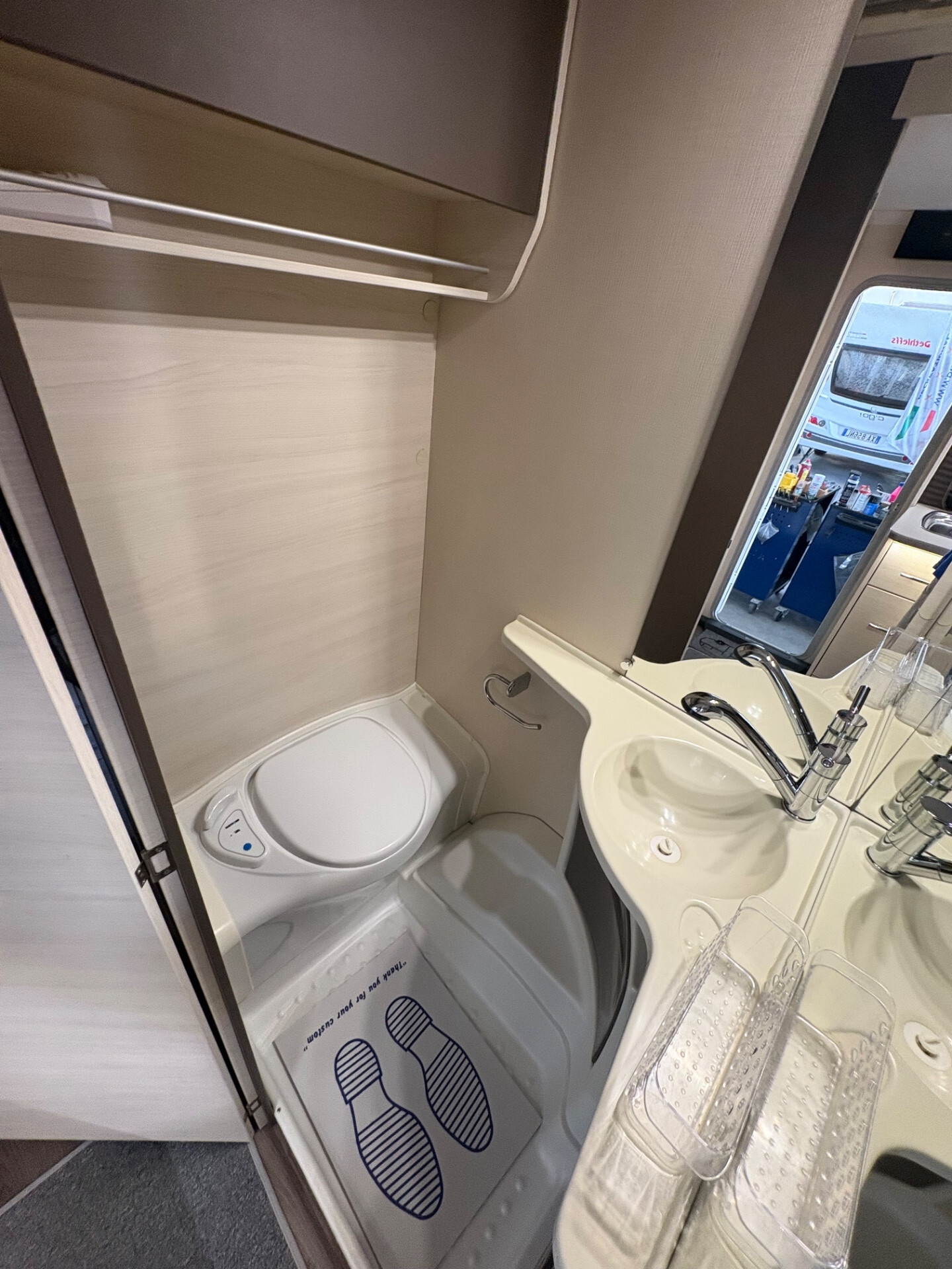 Sterckeman Caravan Starlett 490-posti 6-Fiamma f45