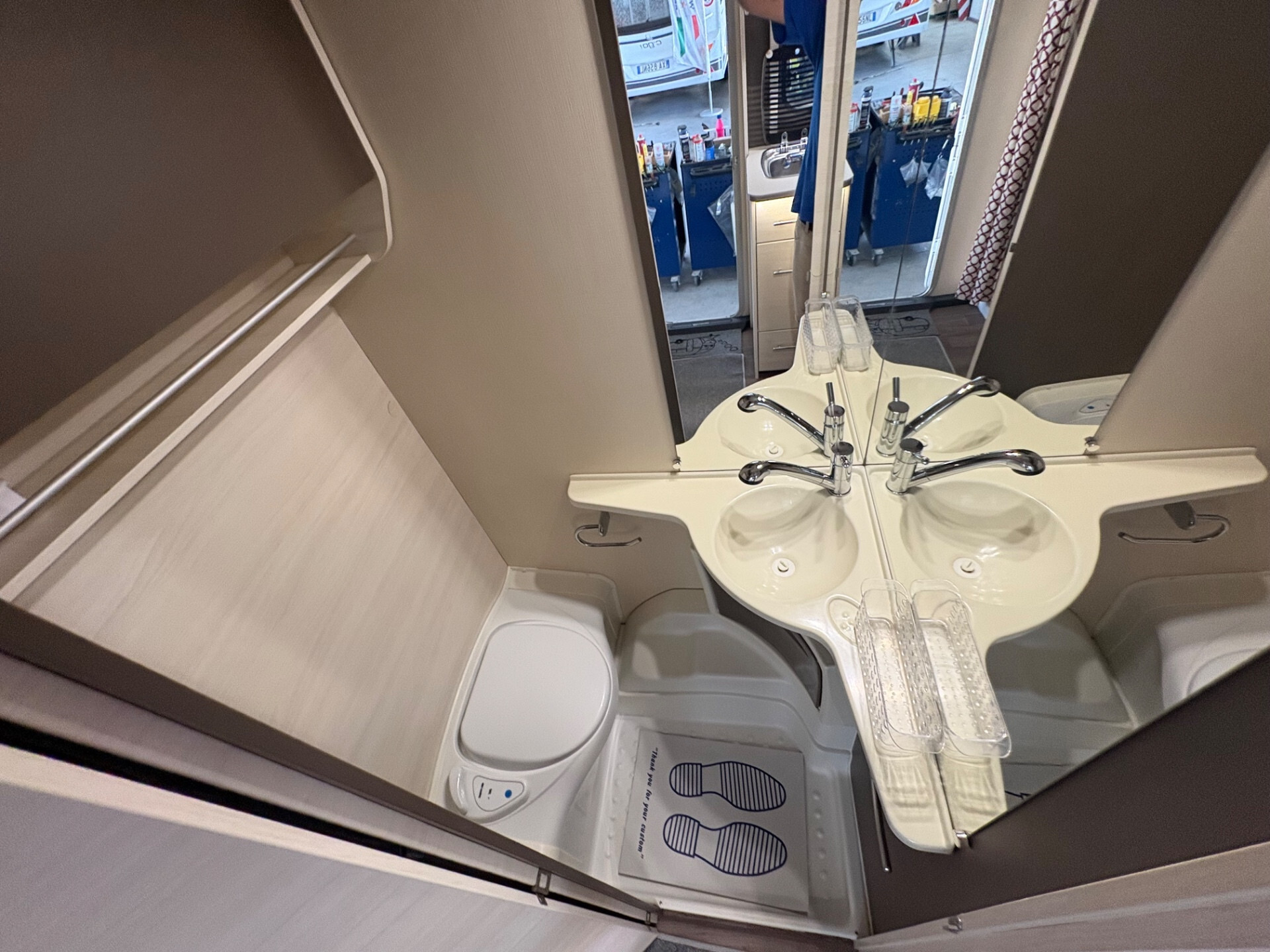 Sterckeman Caravan Starlett 490-posti 6-Fiamma f45