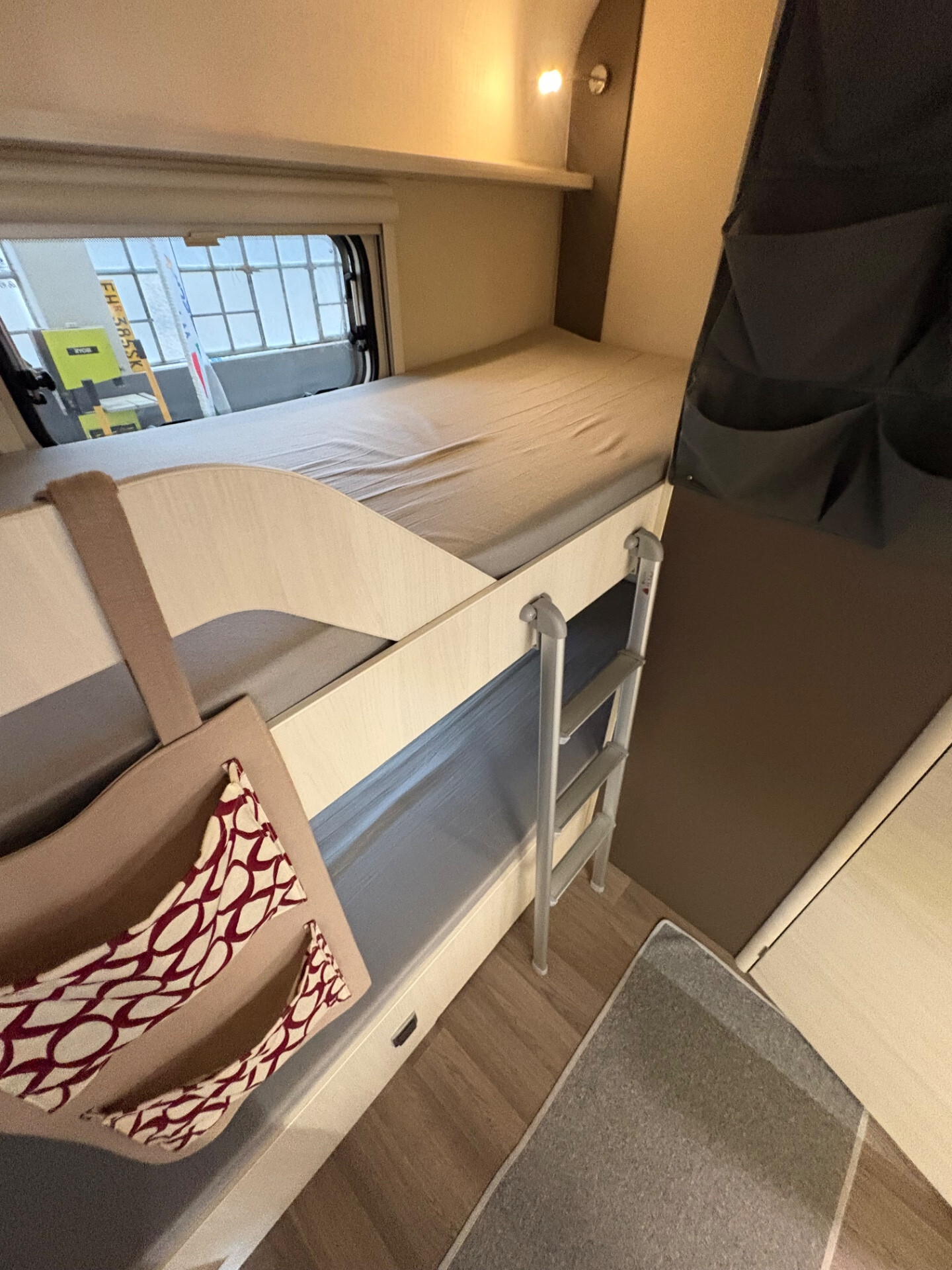 Sterckeman Caravan Starlett 490-posti 6-Fiamma f45