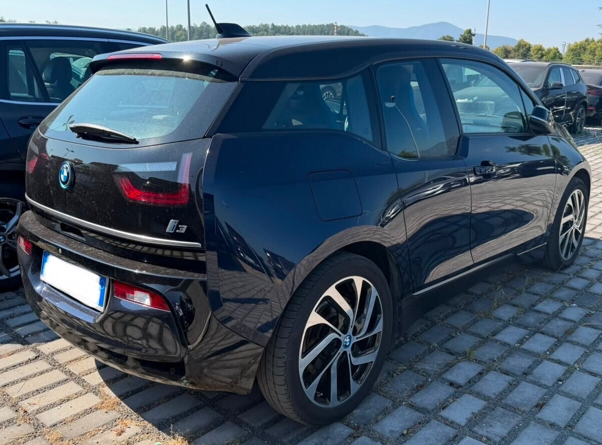 BMW I3 2022 iš Italijos