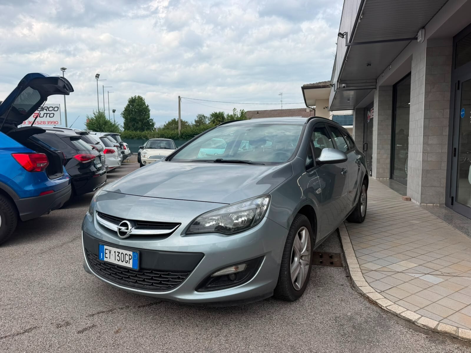 Opel Astra 2015 aus Italien