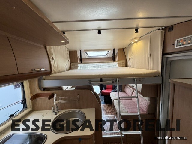 ADRIA MATRIX M 680 SP GARAGE E BASCULANTE 2013 DOP