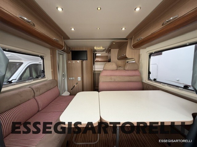 ADRIA MATRIX M 680 SP GARAGE E BASCULANTE 2013 DOP
