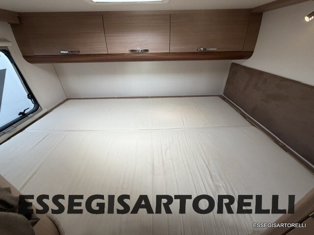 ADRIA MATRIX M 680 SP GARAGE E BASCULANTE 2013 DOP