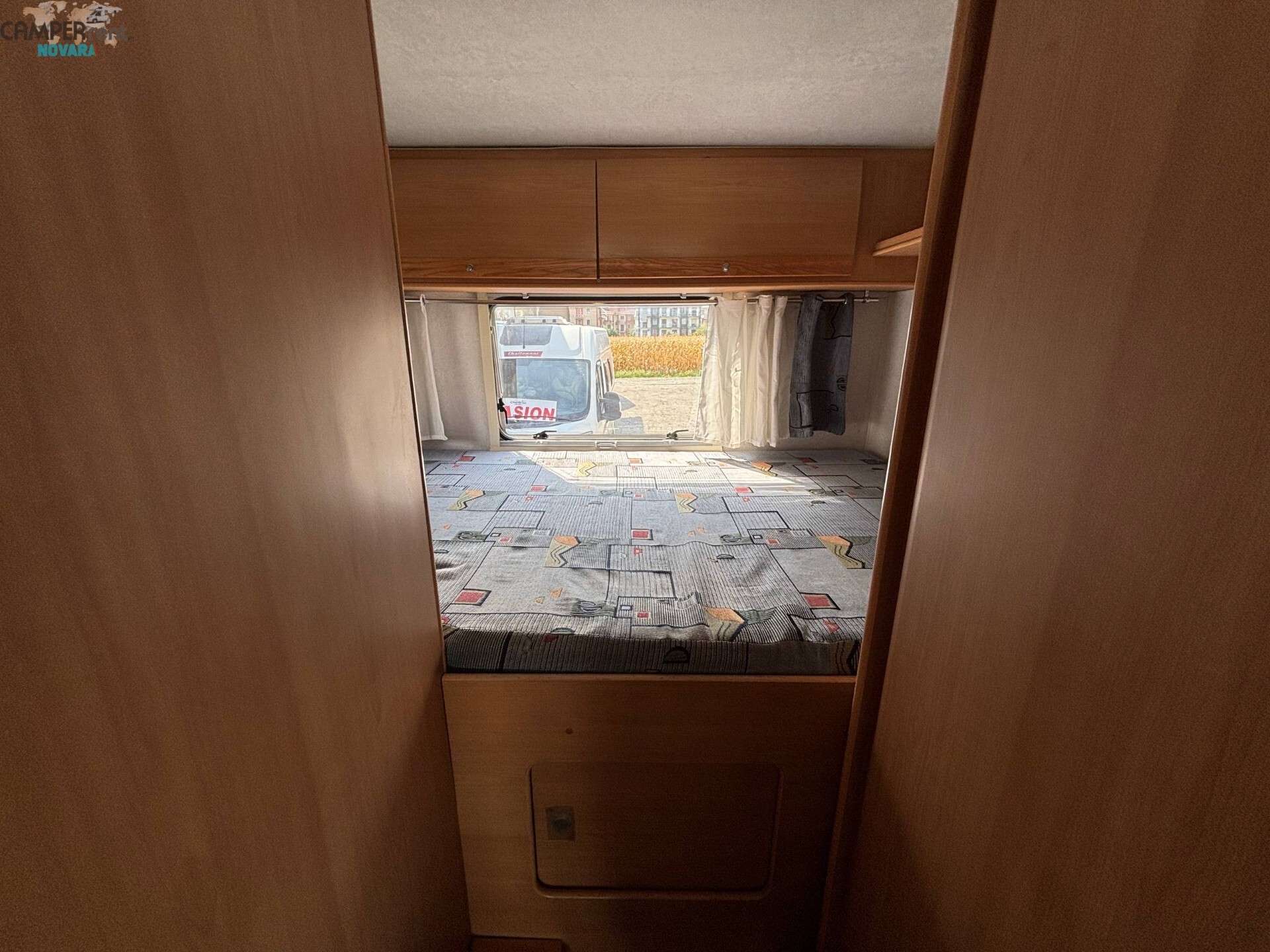 ELNAGH MARLIN 66 G- Mansardato con letto matrimoni