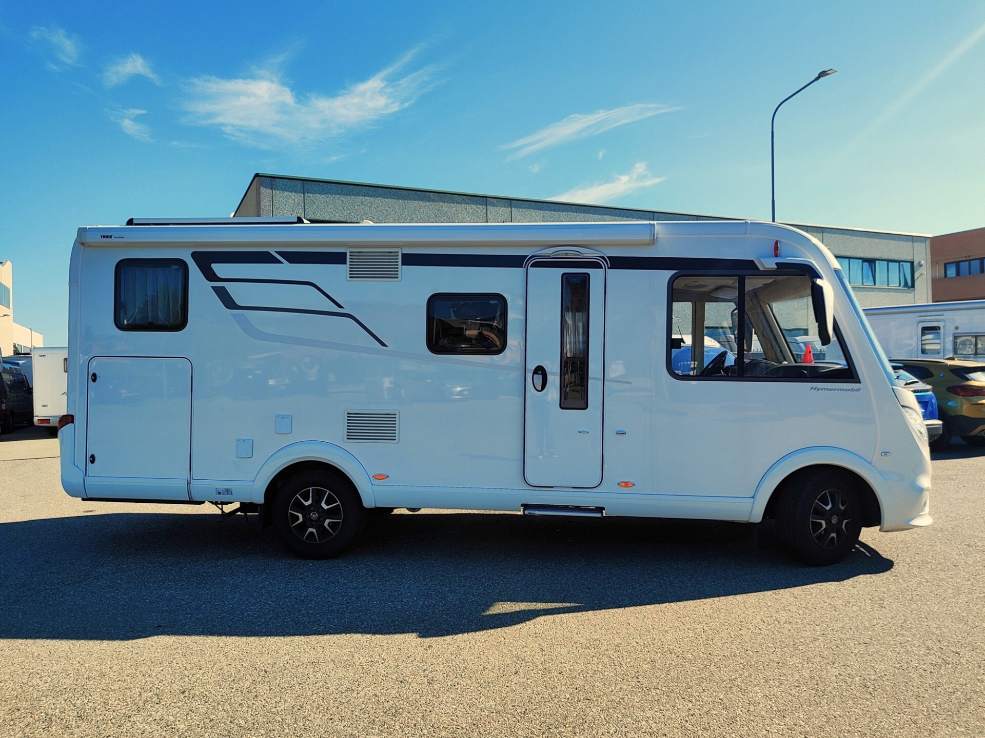Hymer Exsis-I 580 Pure - Motorhome con letti gemel