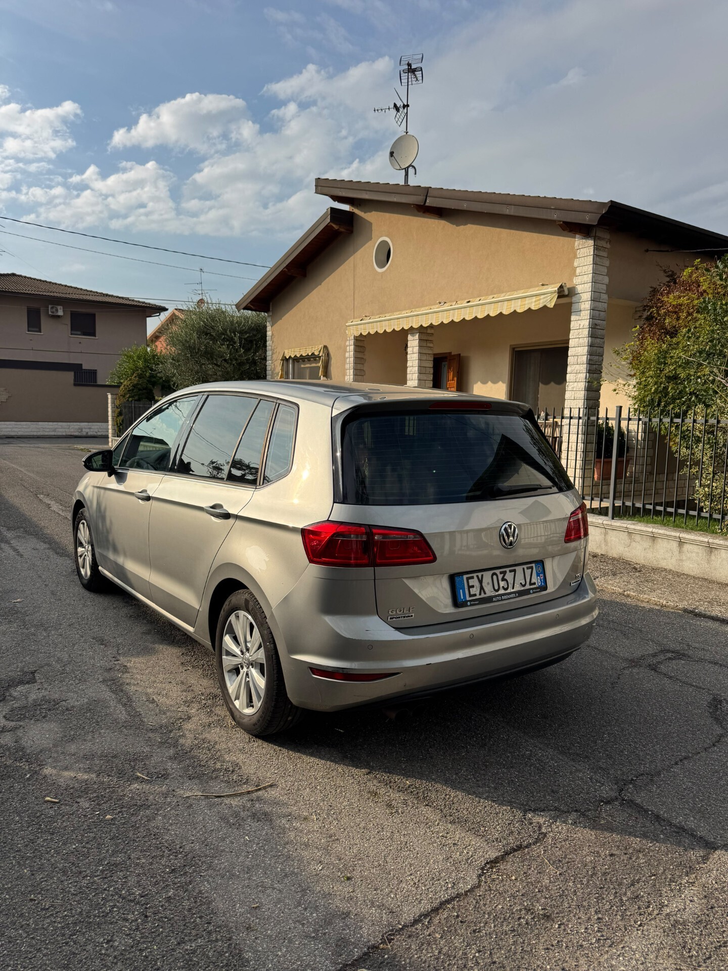 2014 Volkswagen GOLF