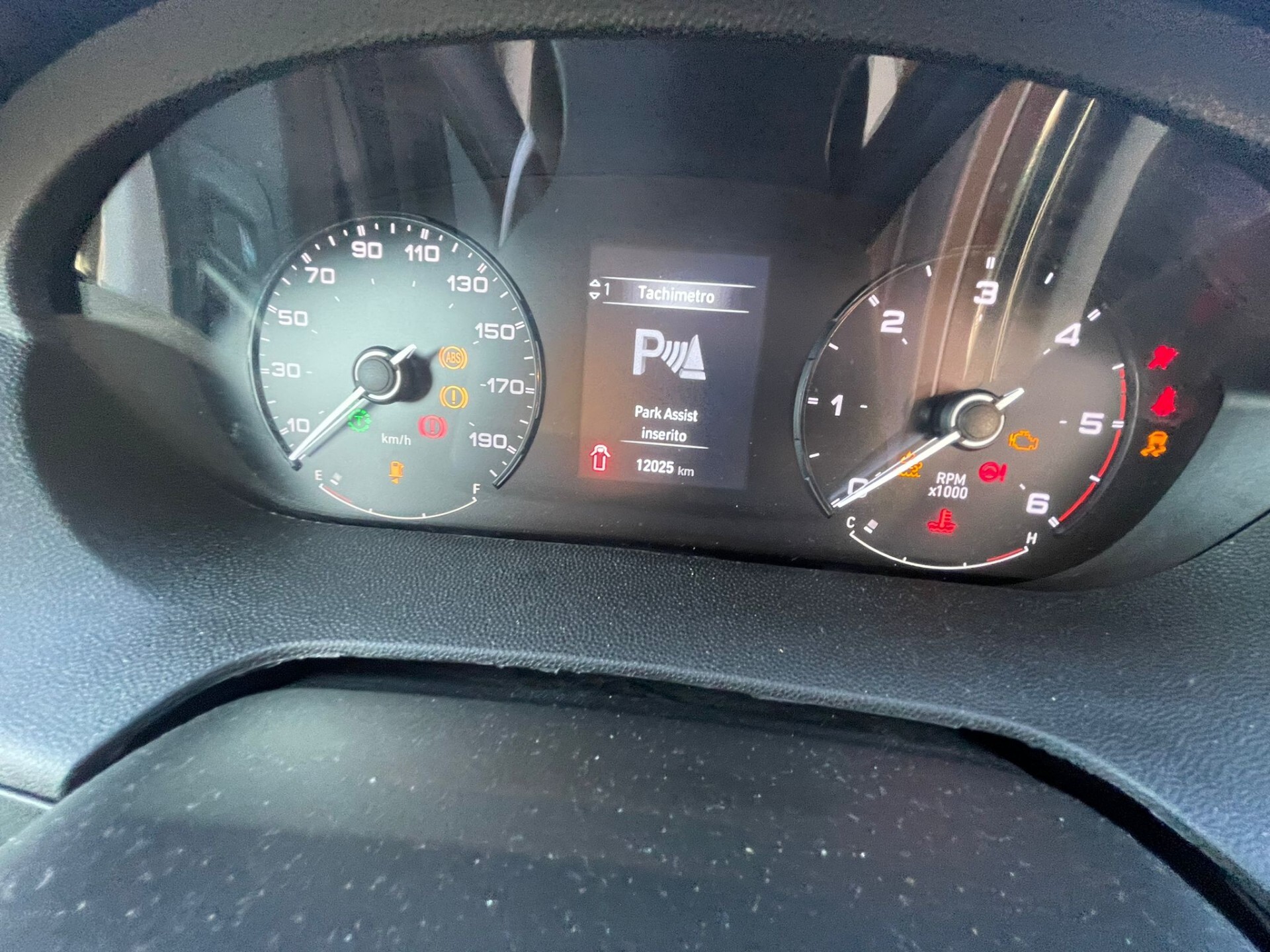 MALIBU VAN 540 DB COMPACT CON TETTO A SOFFIETTO SU