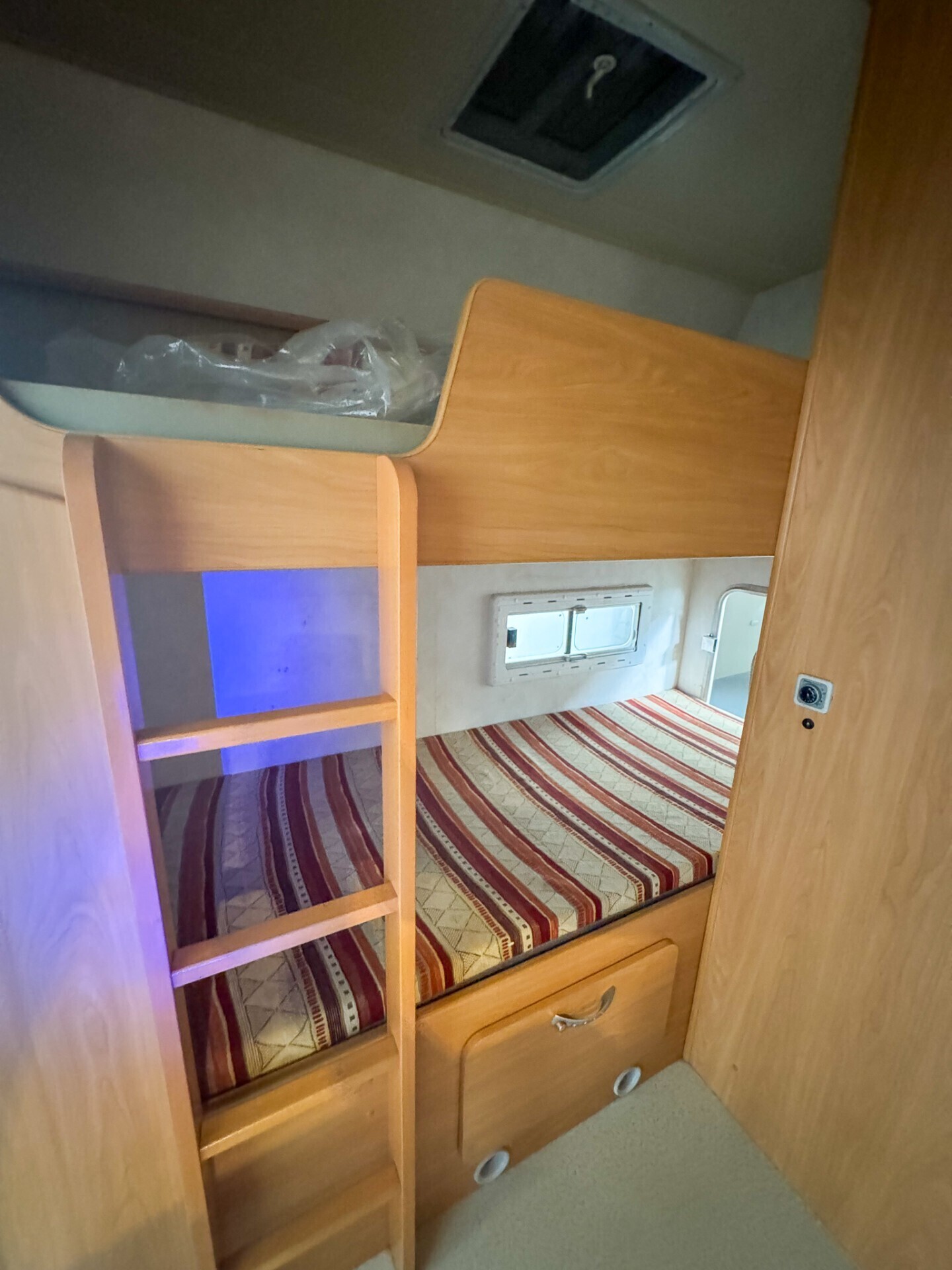 Chausson welcome 16