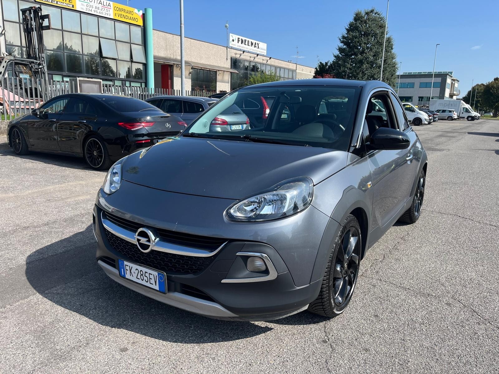 Opel Adam 2017 aus Italien