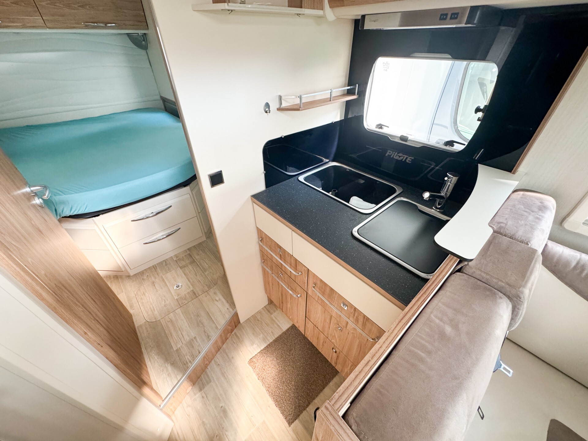 Pilote p700 essentiel