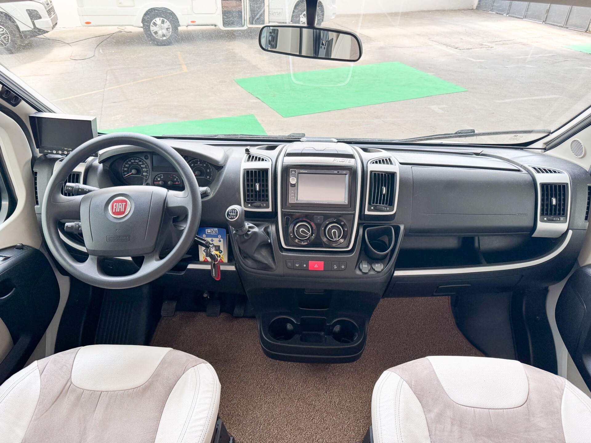 Pilote p700 essentiel