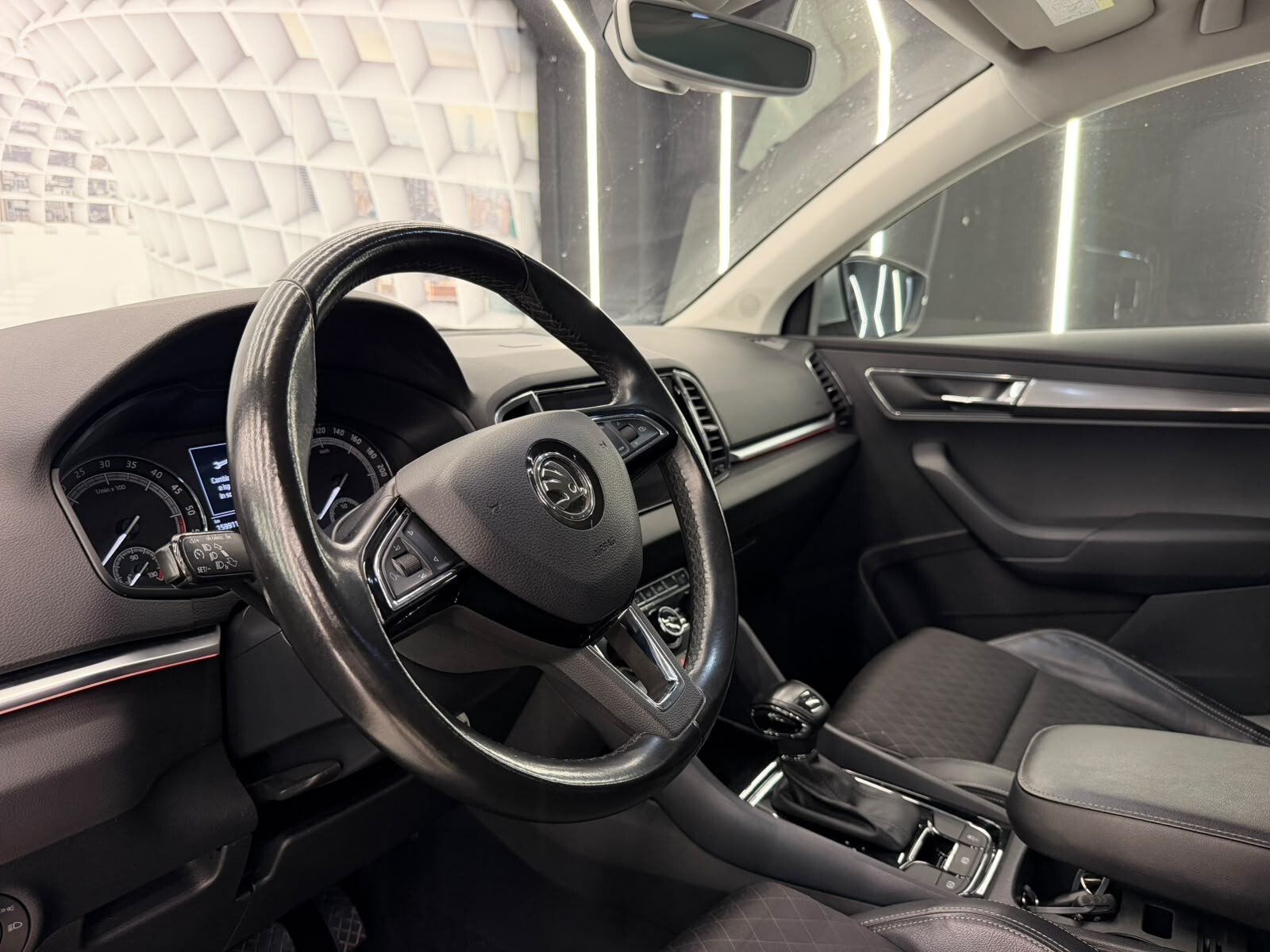 Skoda Karoq 1.6 TDI DSG-KM CERTIFICATI-12 MESI GARANZIA-PERMUTE – foto 9