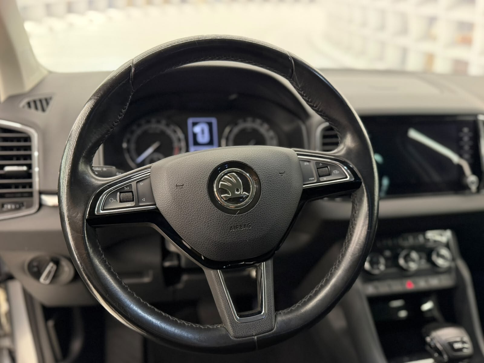 Skoda Karoq 1.6 TDI DSG-KM CERTIFICATI-12 MESI GARANZIA-PERMUTE – foto 10