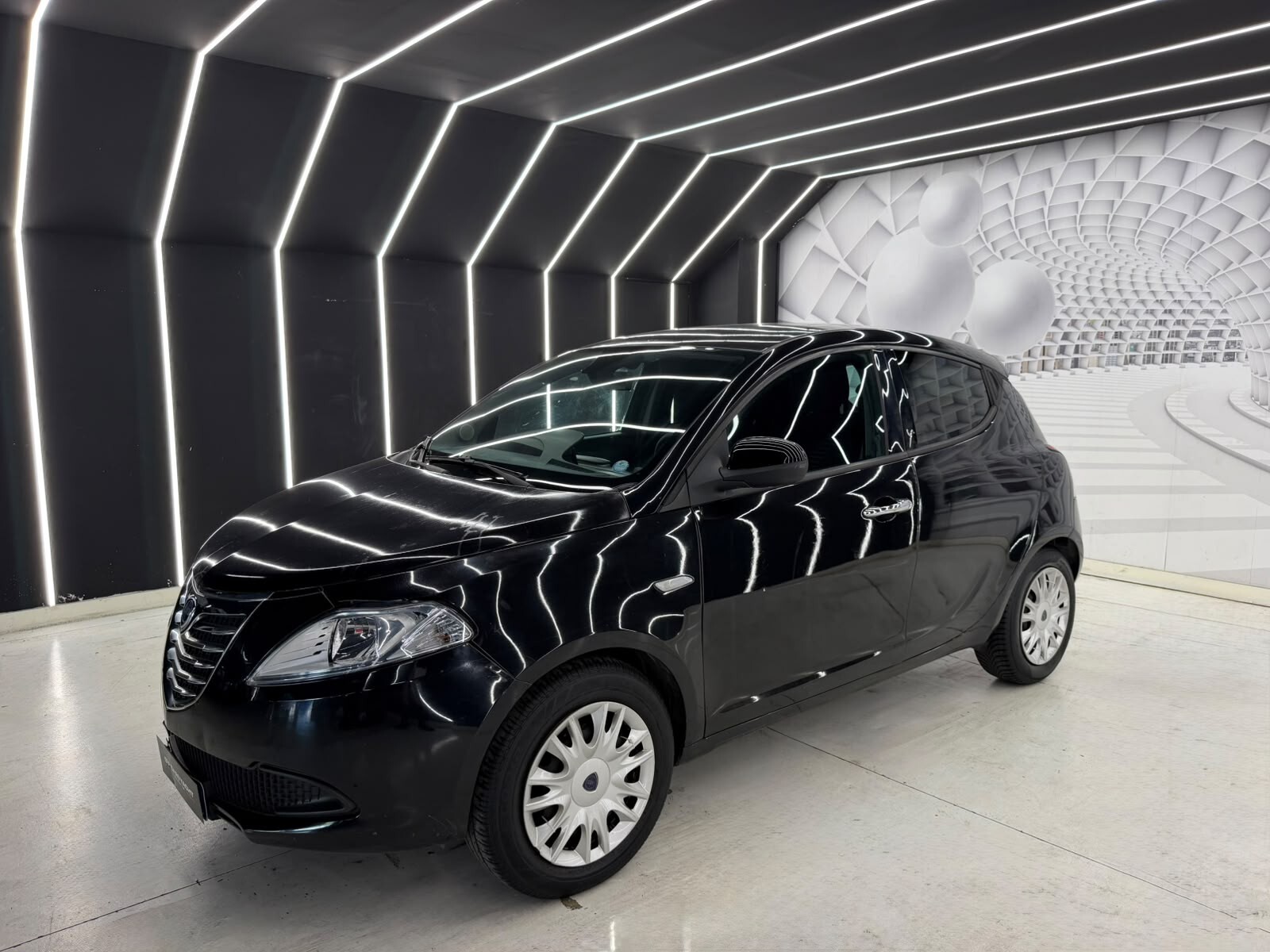 Lancia Ypsilon 1.2 69 CV GPL-KM CERTIFICATI-PERMUTE-12 MESI GARANZIA – foto 3