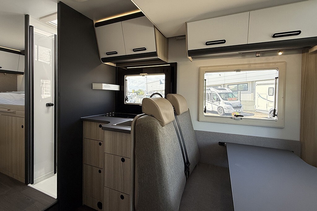 Sun Living by Adria S 75 SL con letti gemelli