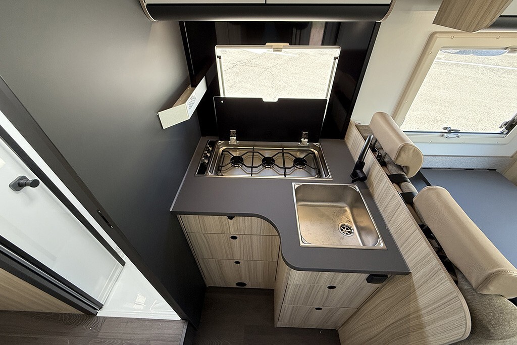Sun Living by Adria S 75 SL con letti gemelli