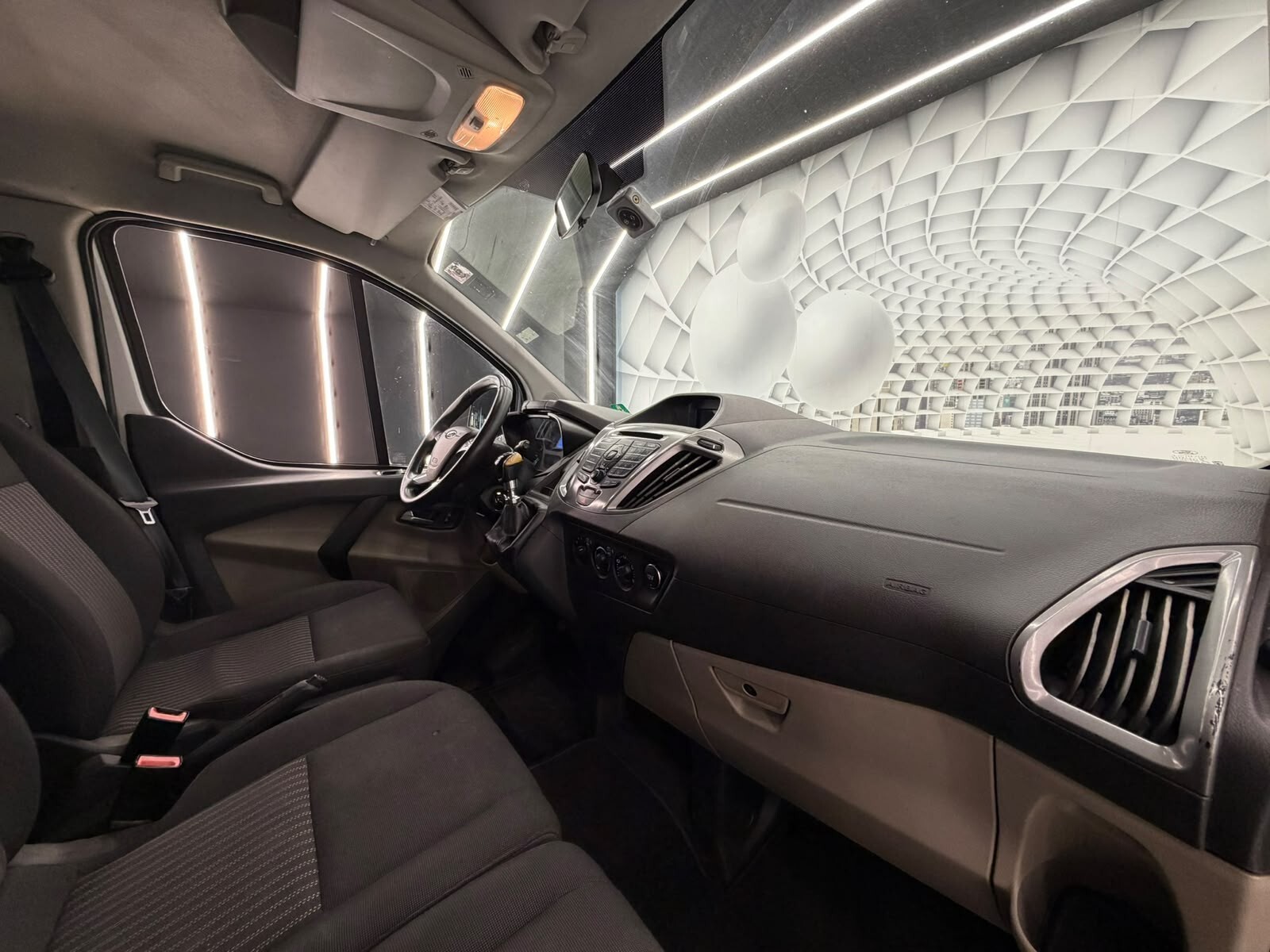Ford Tourneo Custom 2.0 TDCi 130CV -KM CERTIFICATI-PERMUTE-12 MESI GARANZIA – foto 9