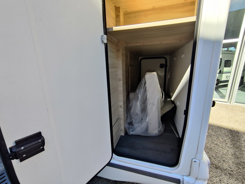 Chausson 650 First Line
