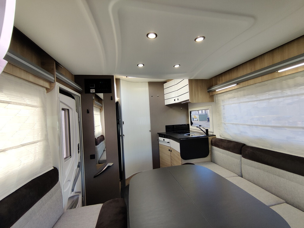 Chausson 650 First Line