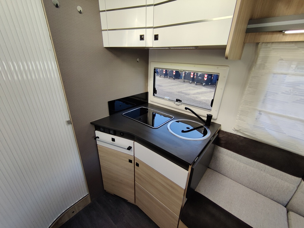 Chausson 650 First Line