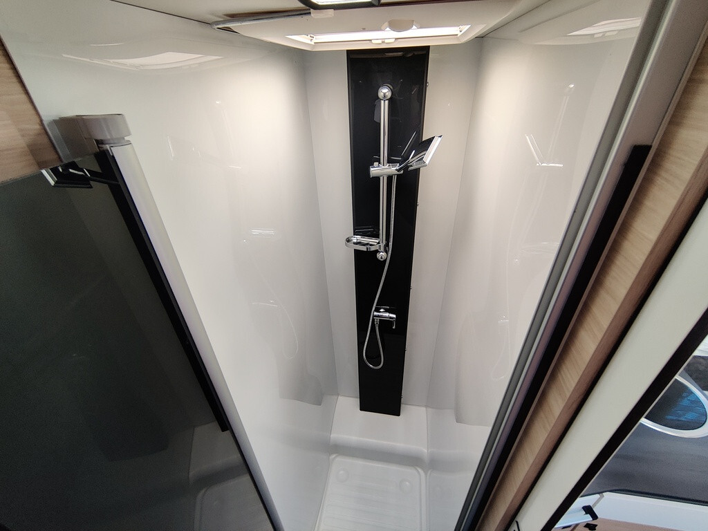 Chausson 650 First Line