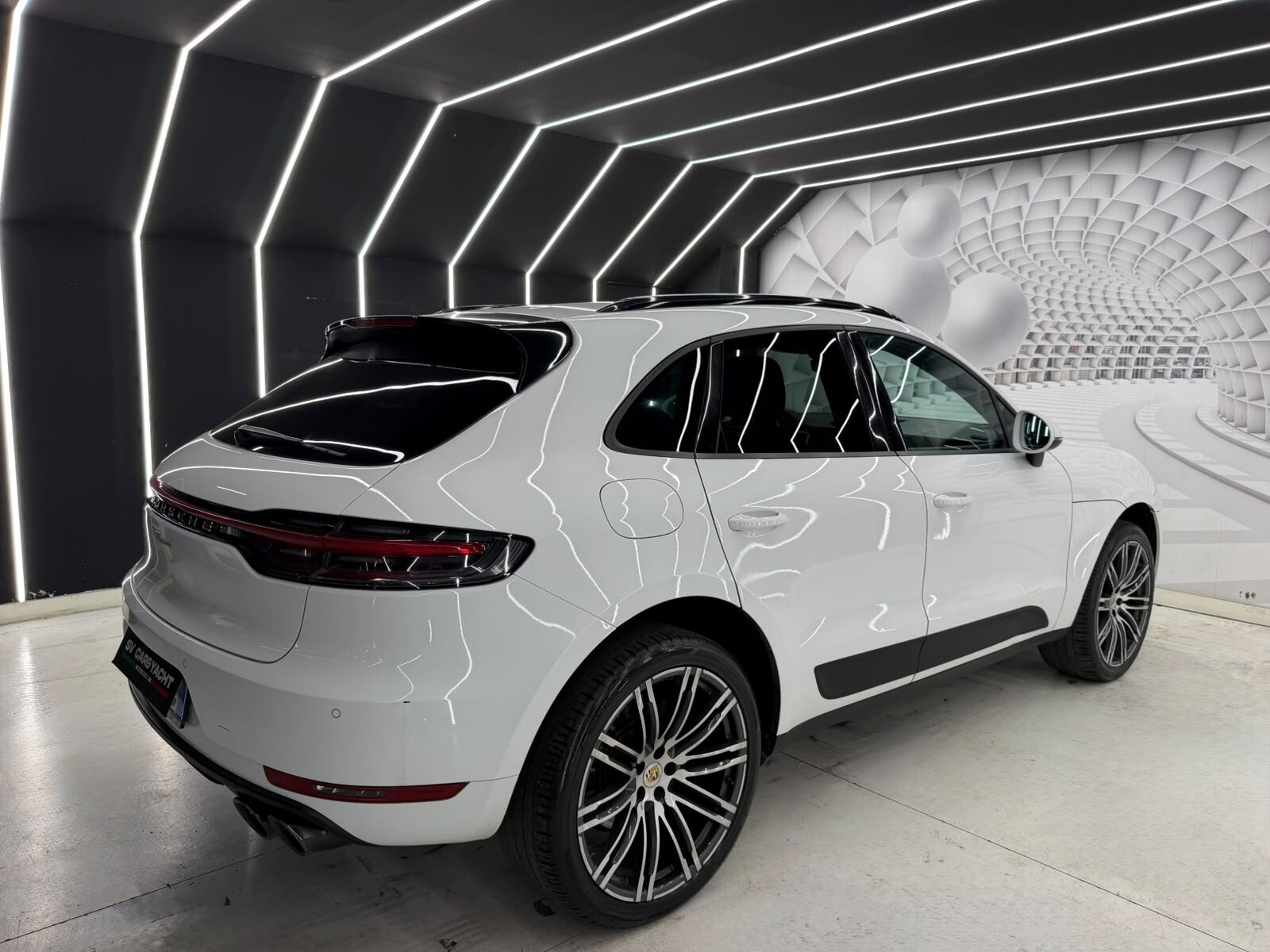 Porsche Macan 2.0 245CV PDK-IPER FULL-KM CERTIFICATI-12 MESI GARANZIA-GOMMATA NUOVA 4 STAGIONI-PERMUTE – foto 5