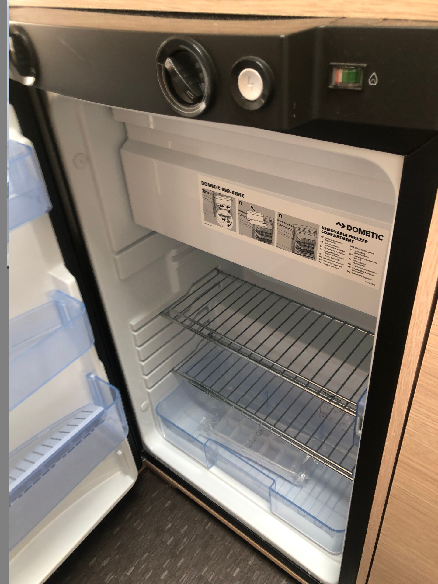 Adria AVIVA 400 PS MOVER