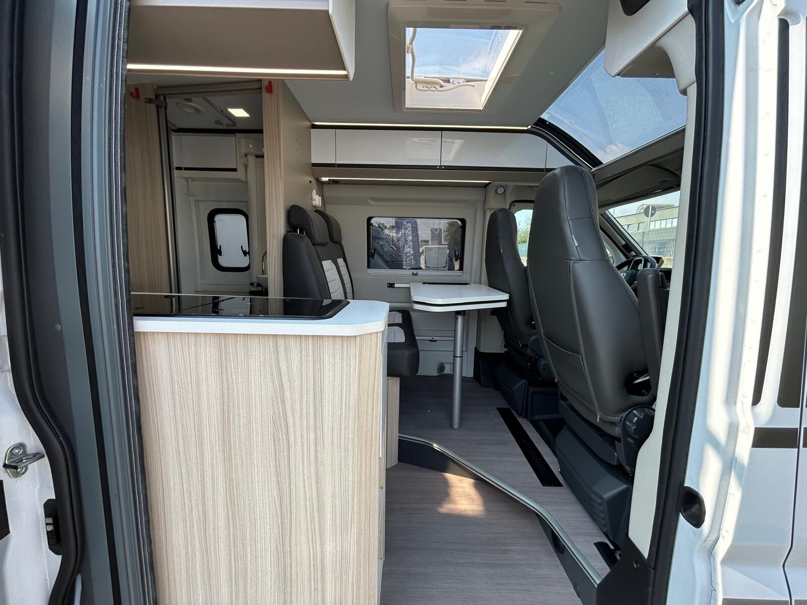 ADRIA TWIN 640 6.36 BASCULANTE