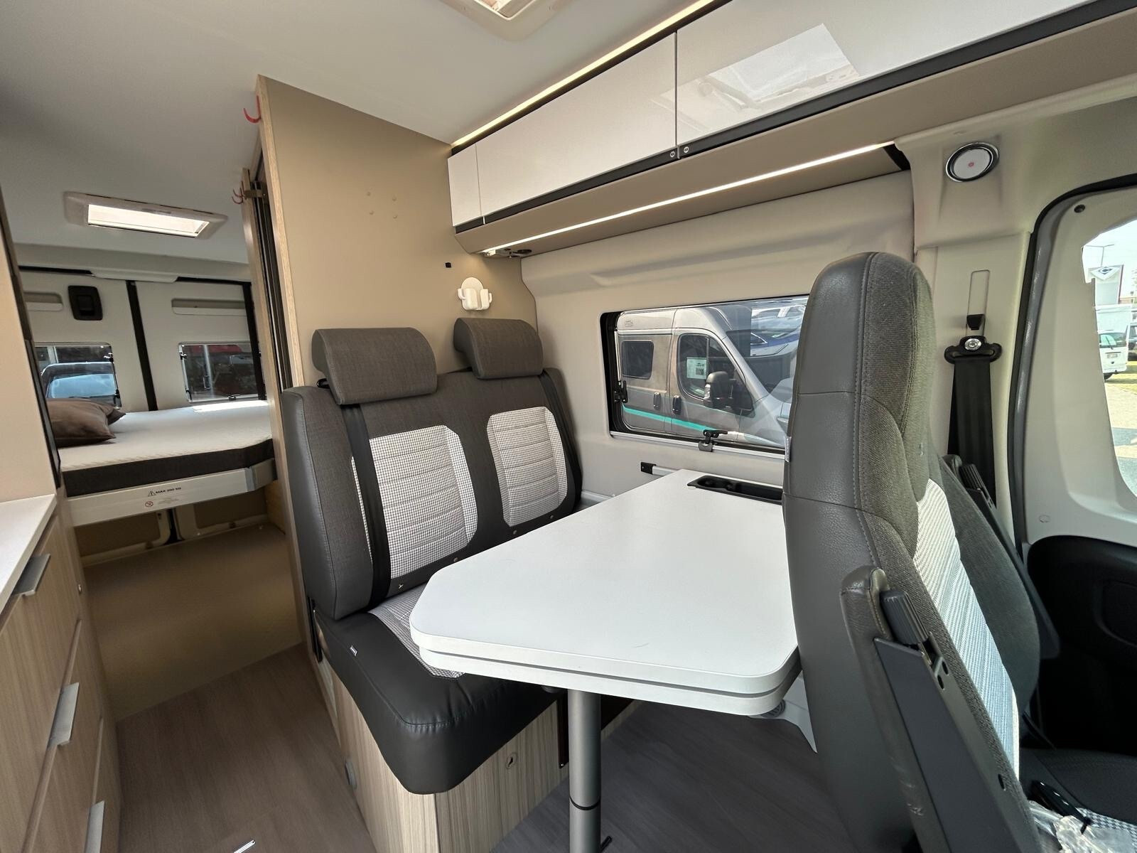 ADRIA TWIN 640 6.36 BASCULANTE