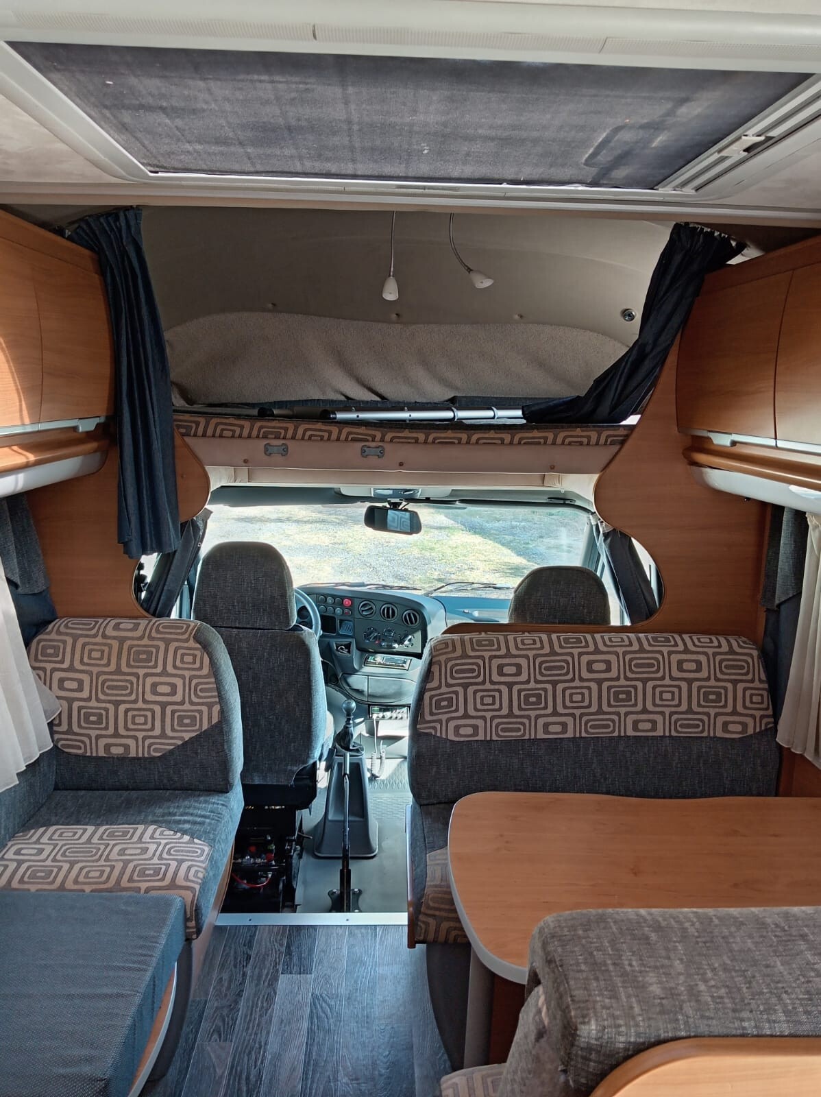 Mobilvetta HUARI 1102