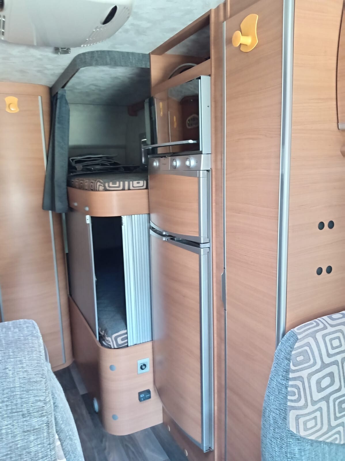 Mobilvetta HUARI 1102
