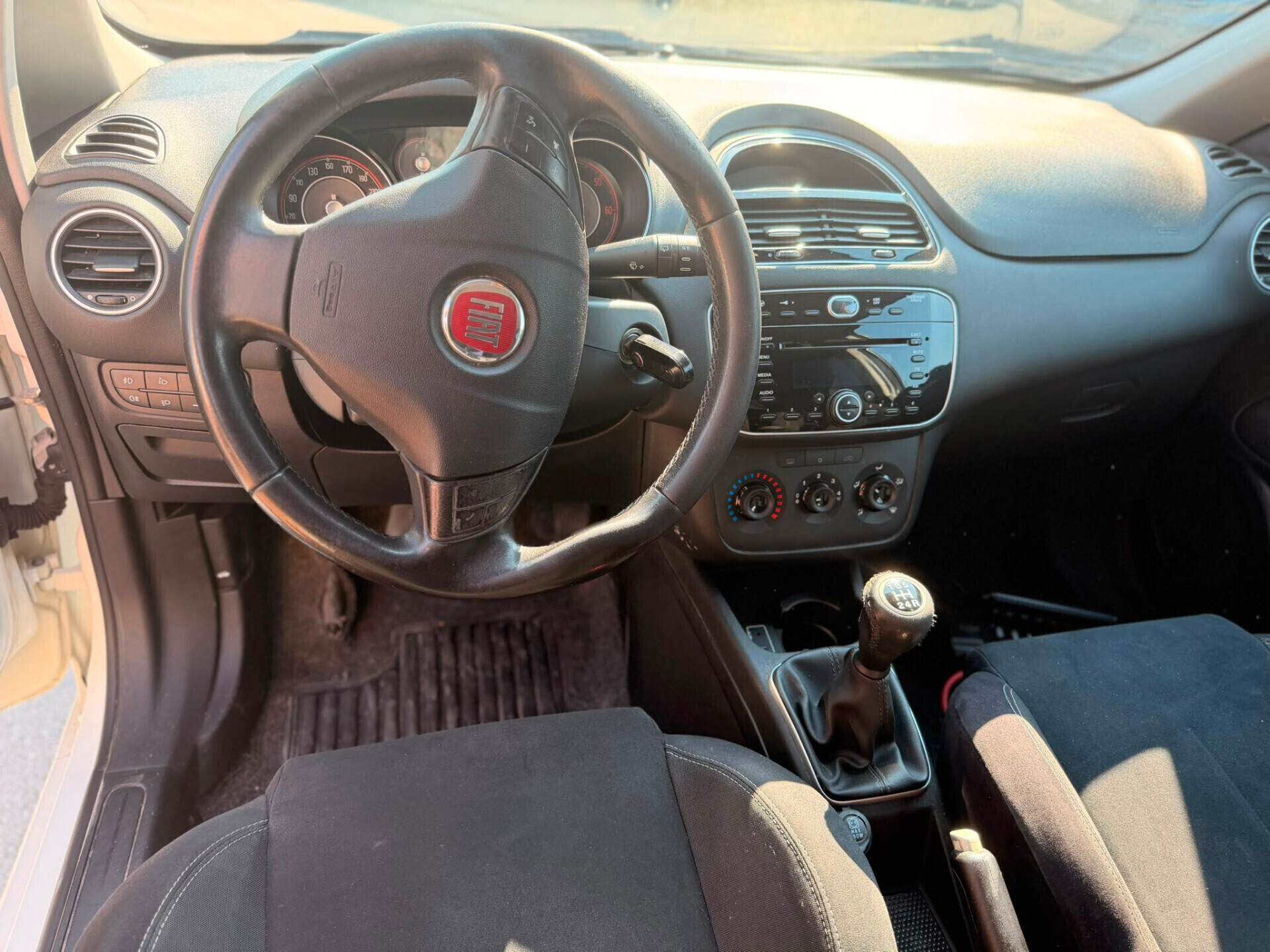 Fiat Punto 1.3 MJT II S&S 85 CV 5 porte ECO Lounge - dettaglio 7