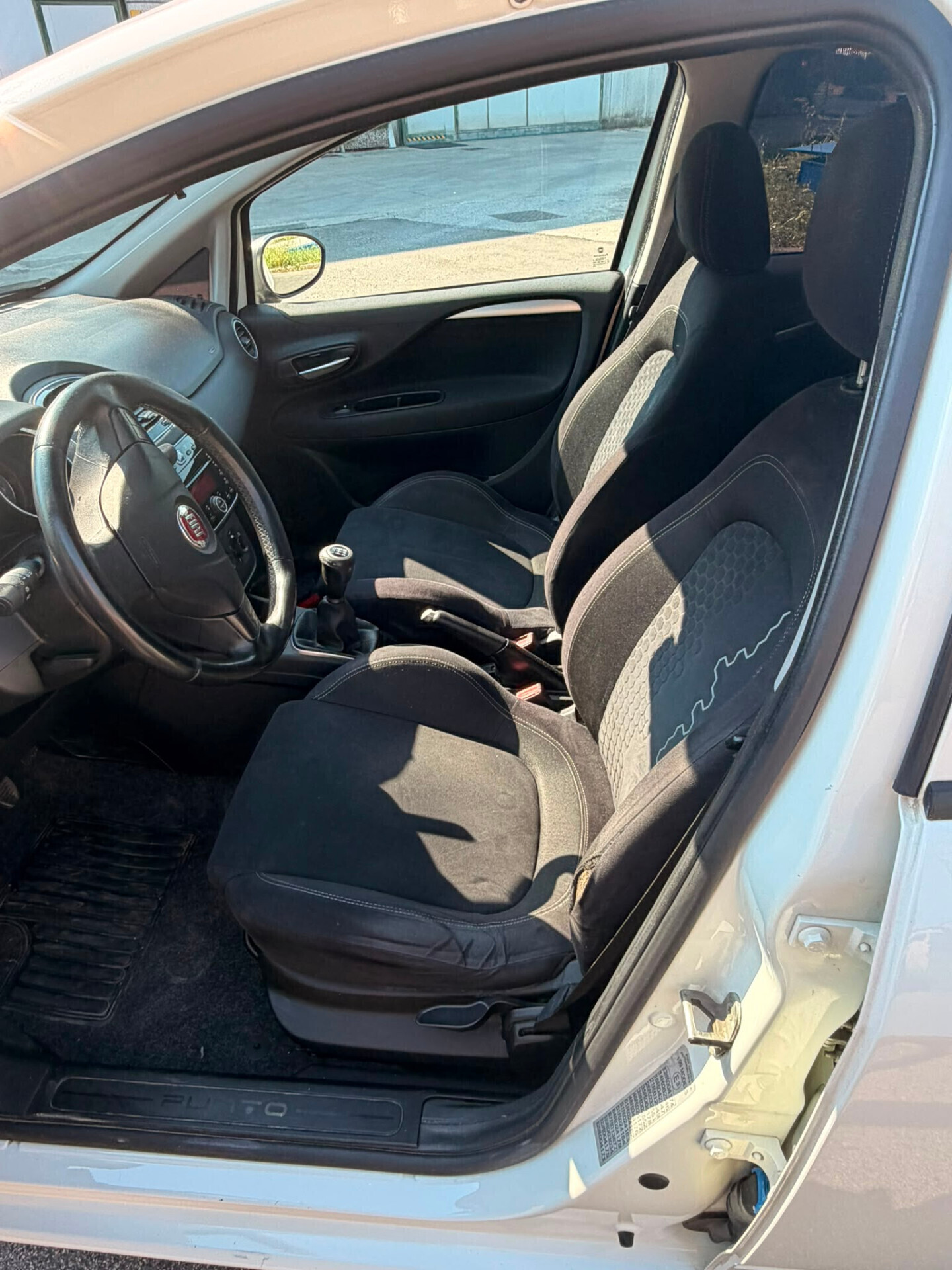 Fiat Punto 1.3 MJT II S&S 85 CV 5 porte ECO Lounge - dettaglio 10