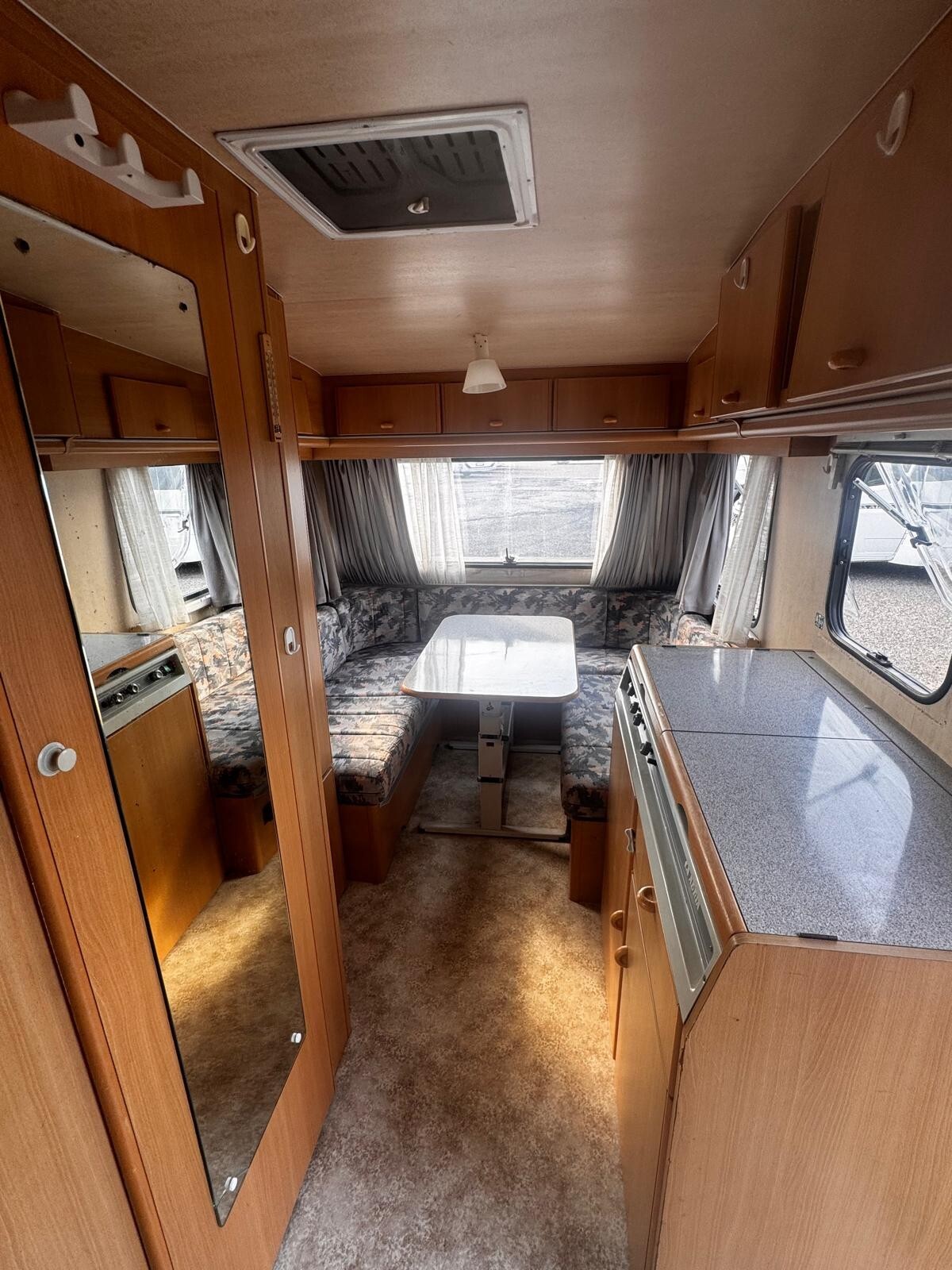 Adria T 400