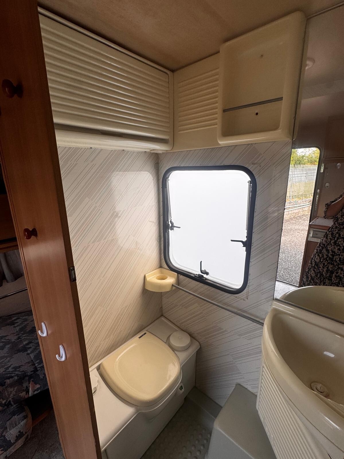 Adria T 400