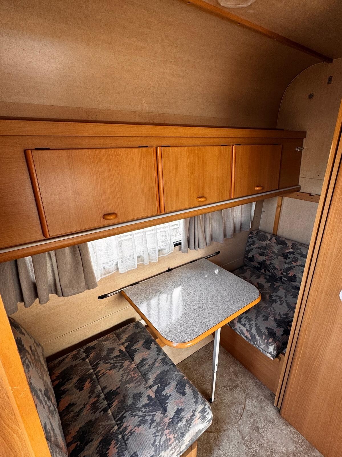 Adria T 400