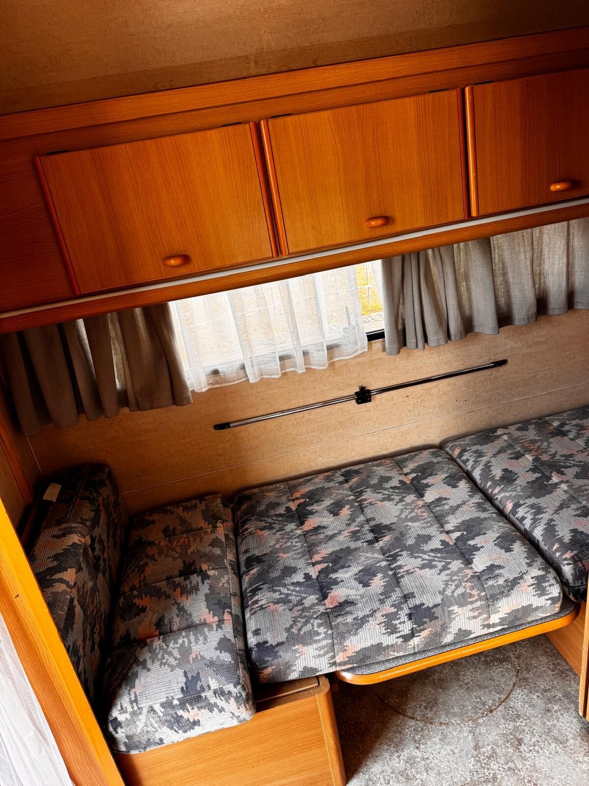 Adria T 400