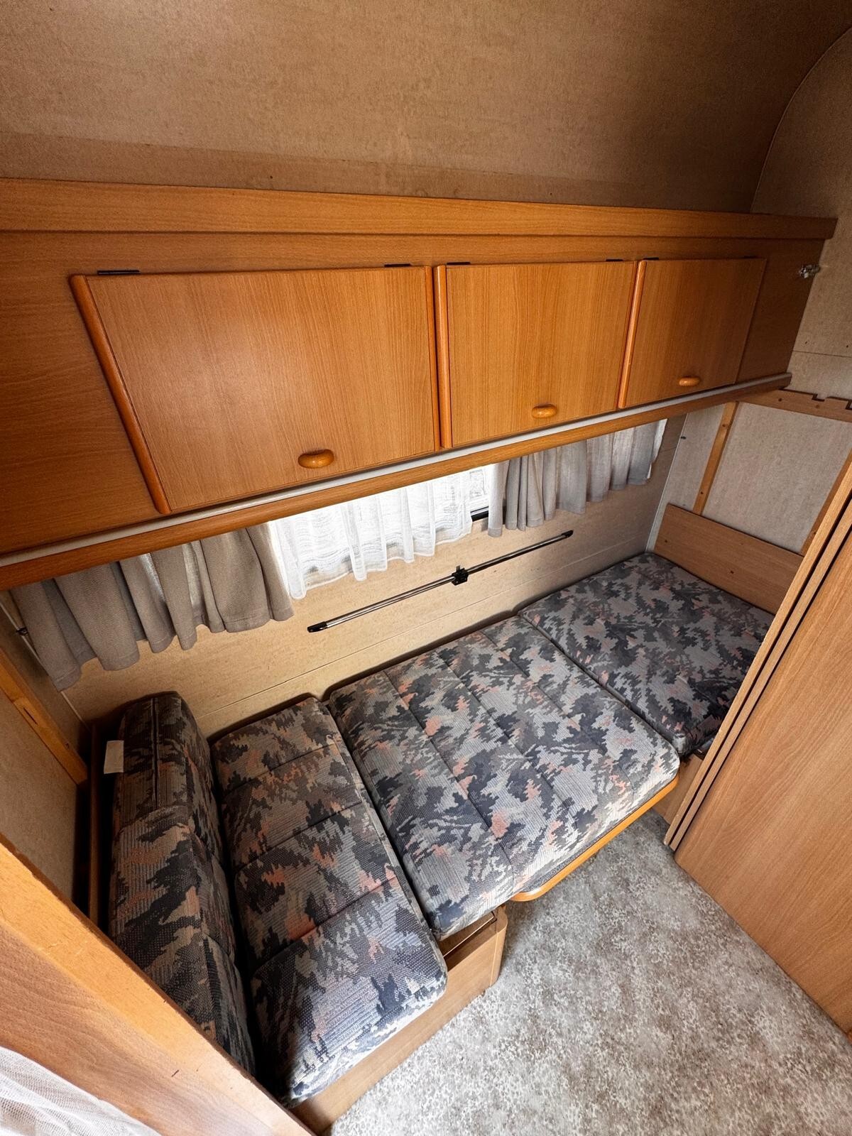 Adria T 400
