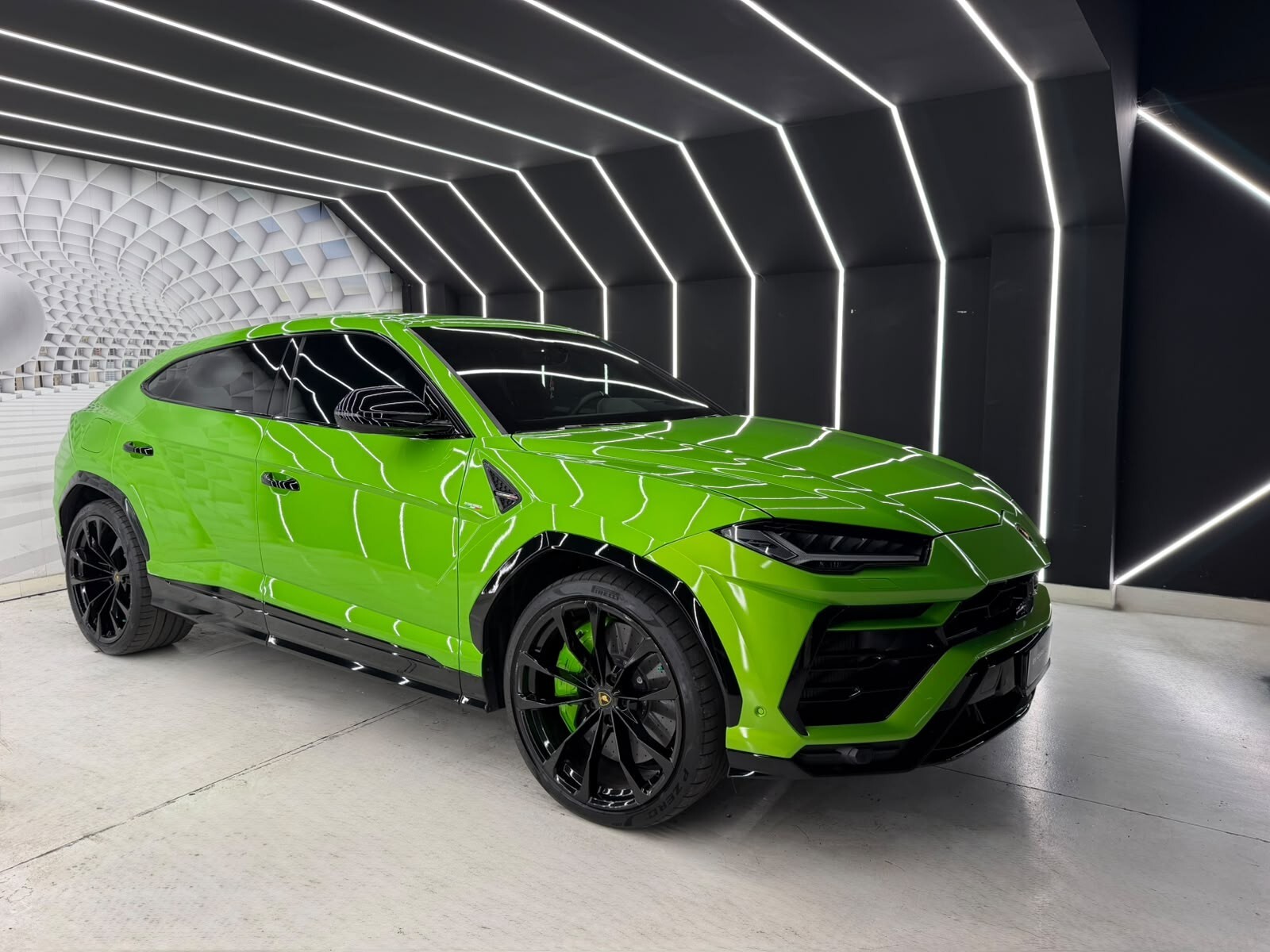 Lamborghini Urus 4.0 IPER FULL-POSSIBILE EFFETTUARE RENT TO BUY-KM CERTIFICATI-12 MESI GARANZIA-PERMUTE – foto 3