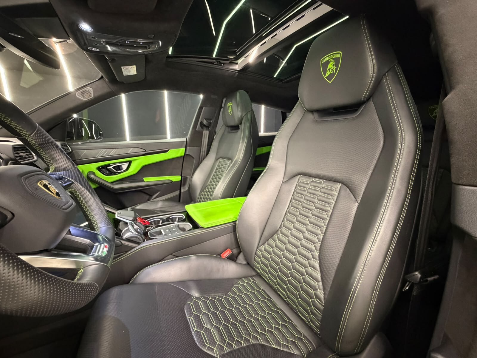 Lamborghini Urus 4.0 IPER FULL-POSSIBILE EFFETTUARE RENT TO BUY-KM CERTIFICATI-12 MESI GARANZIA-PERMUTE – foto 10