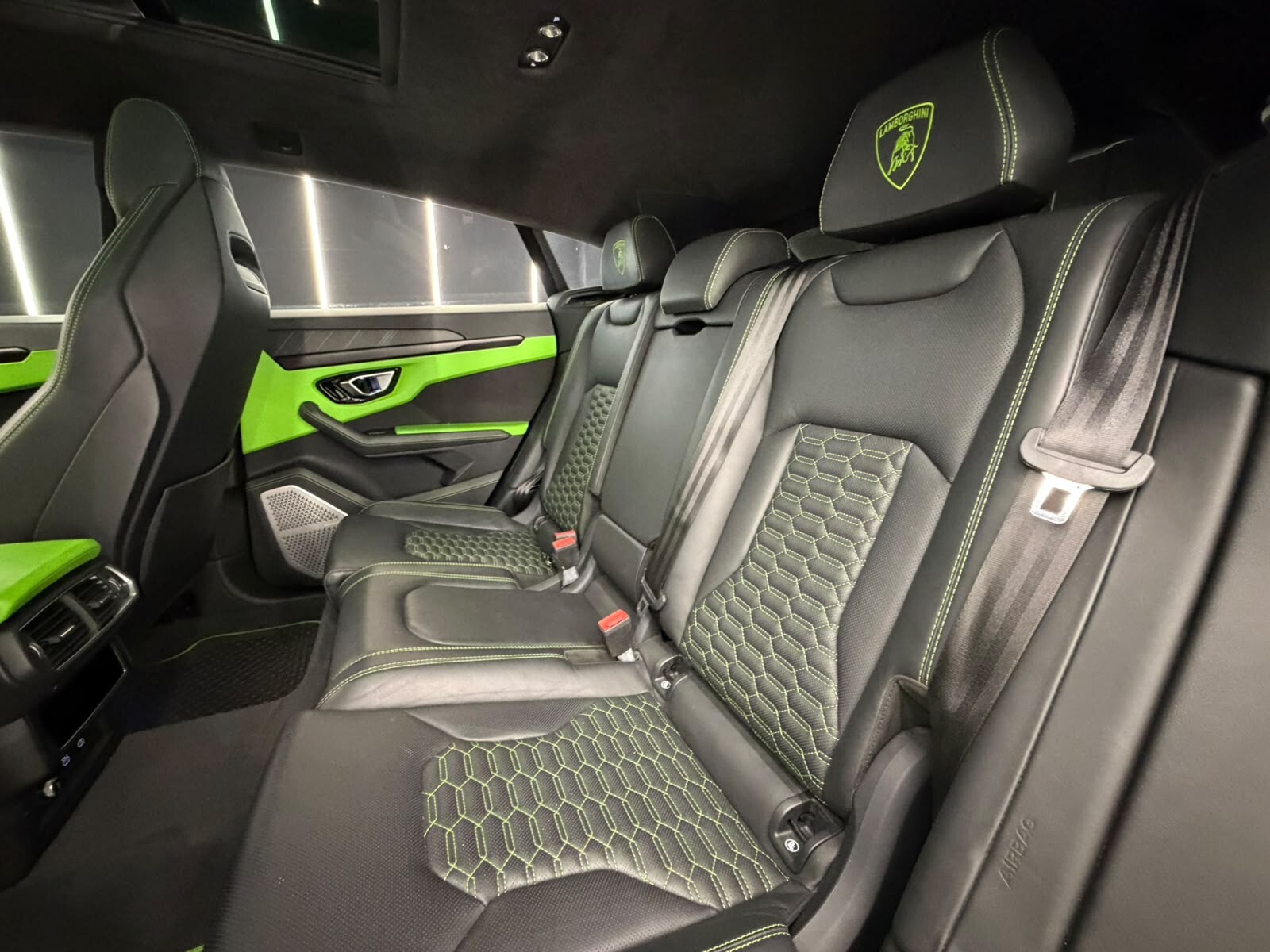 Lamborghini Urus 4.0 IPER FULL-POSSIBILE EFFETTUARE RENT TO BUY-KM CERTIFICATI-12 MESI GARANZIA-PERMUTE – foto 13