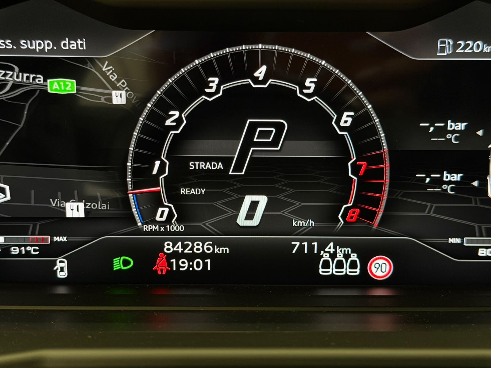 Lamborghini Urus 4.0 IPER FULL-POSSIBILE EFFETTUARE RENT TO BUY-KM CERTIFICATI-12 MESI GARANZIA-PERMUTE – foto 17