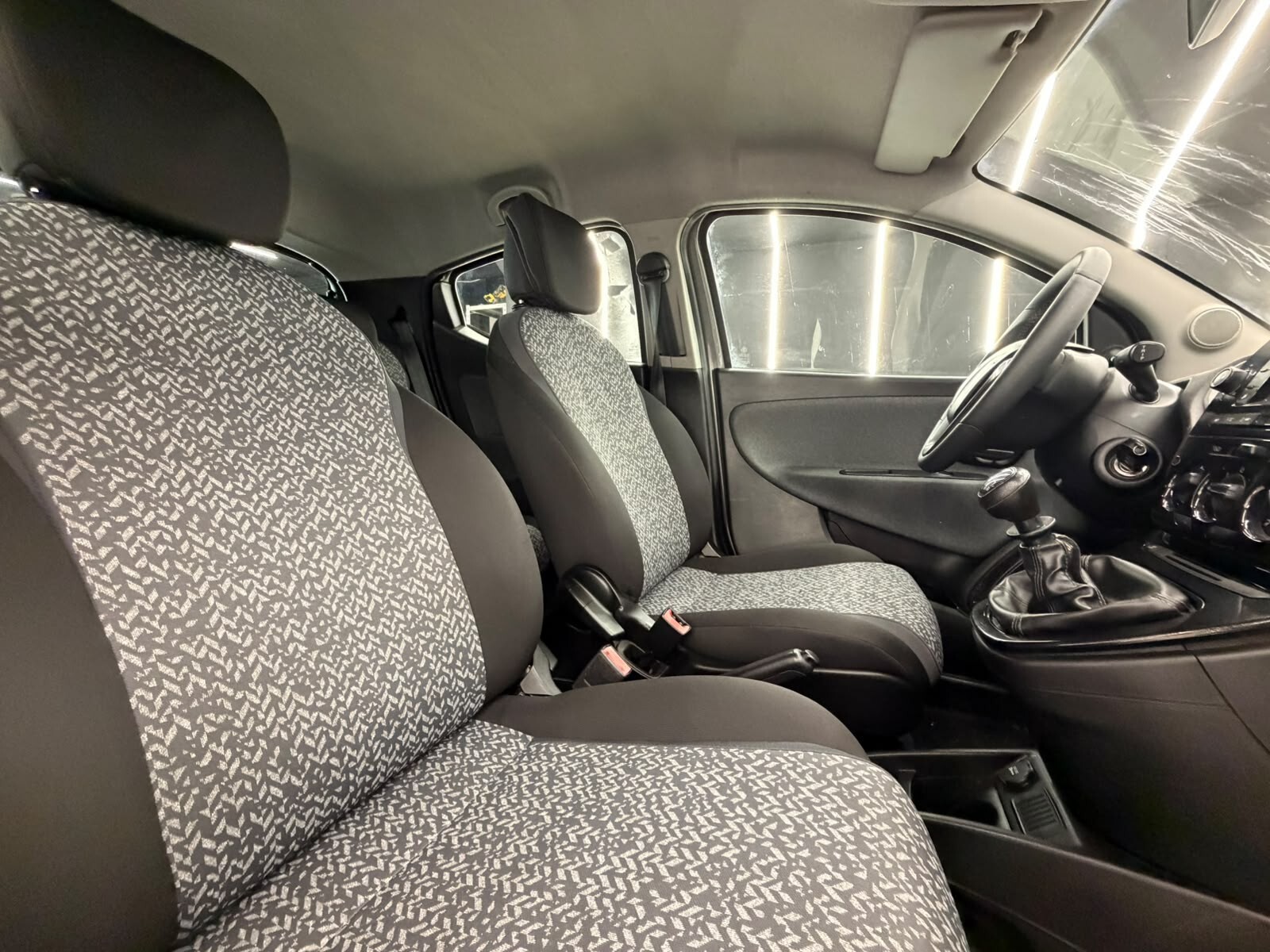 Lancia Ypsilon 1.0 HYBRID-LOUNGE-69CV-NEOPATENTATO-KM CERTIFICATI-12 MESI GARANZIA-PERMUTE – foto 11