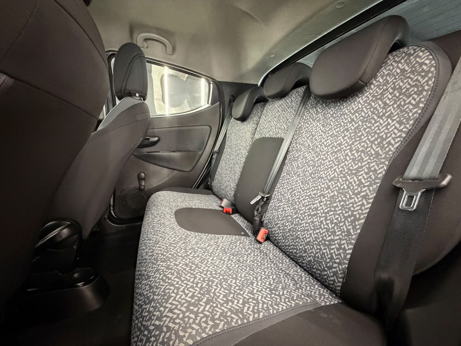 Lancia Ypsilon 1.0 HYBRID-LOUNGE-69CV-NEOPATENTATO-KM CERTIFICATI-12 MESI GARANZIA-PERMUTE – foto 13