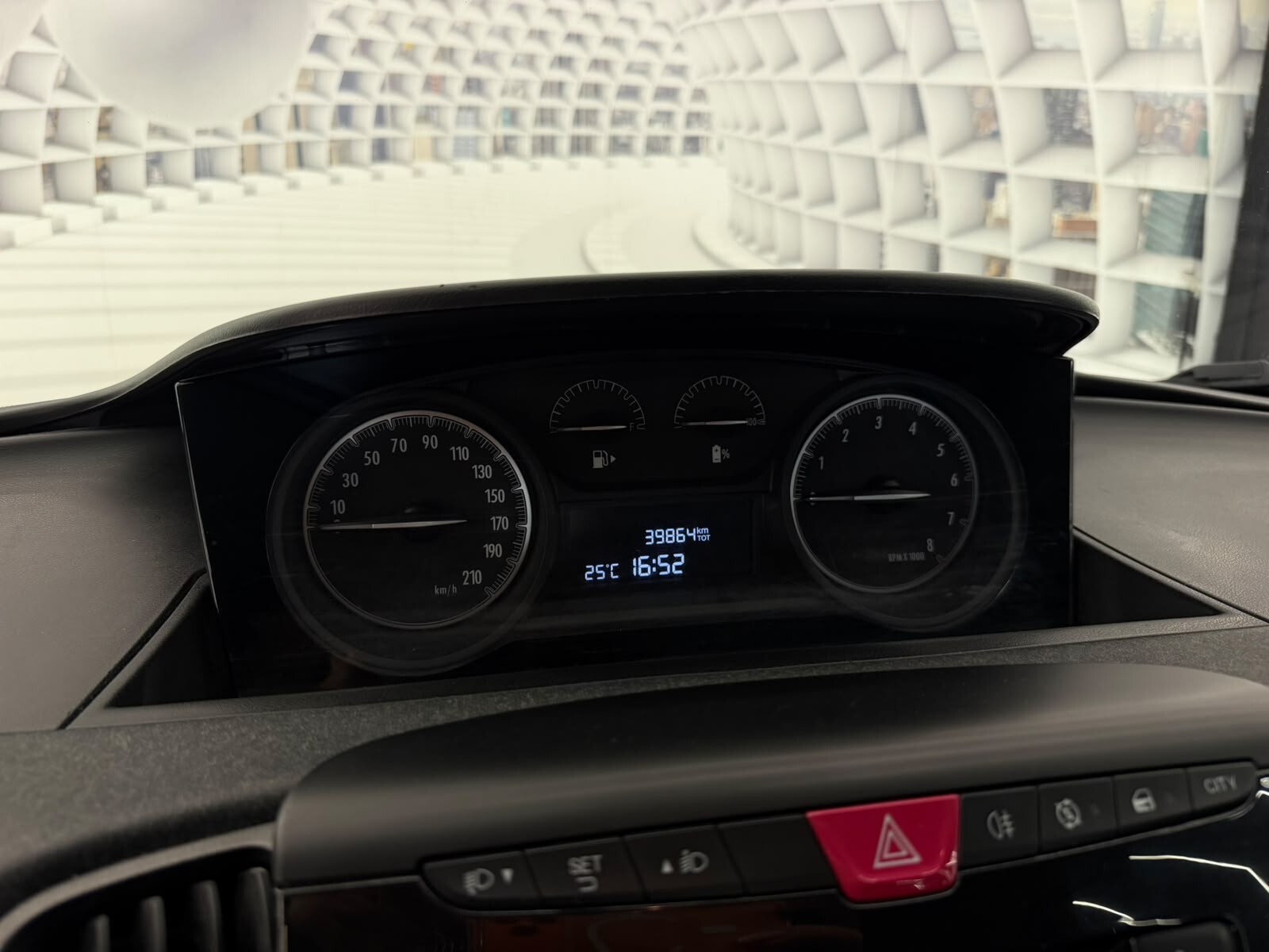Lancia Ypsilon 1.0 HYBRID-LOUNGE-69CV-NEOPATENTATO-KM CERTIFICATI-12 MESI GARANZIA-PERMUTE – foto 15