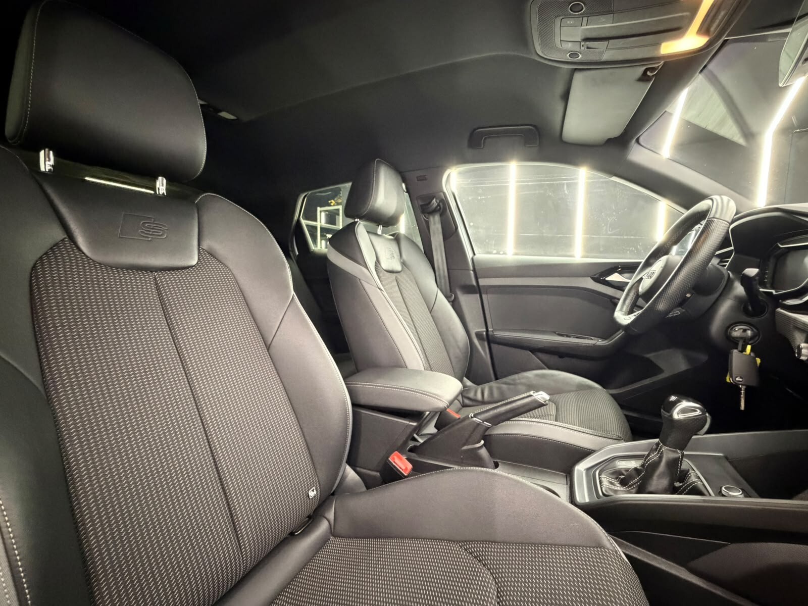 Audi A1 3XS LINE-S TRONIC-110CV-NEOPATENTATI-AUTOMATICA-KM CERTIFICATI-12MESI GARANZIA-PERMUTE – foto 12